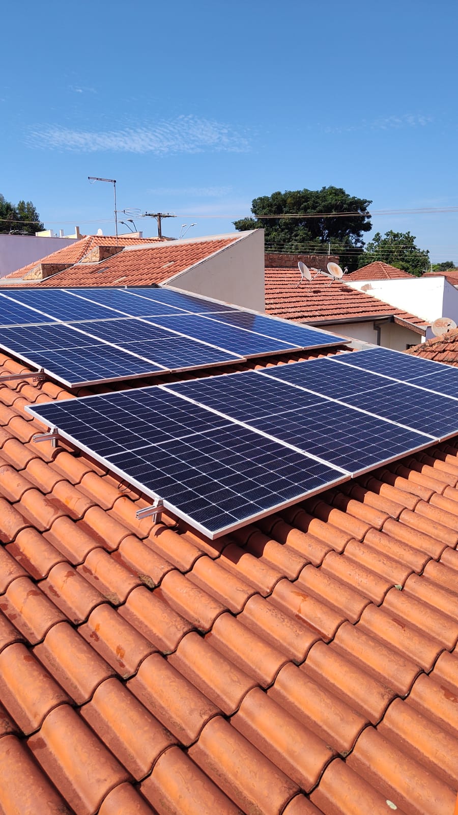 Sistema de energia solar instalado